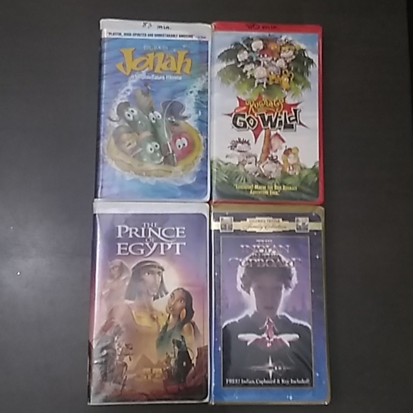 Classic Kids VHS Tapes - Picture 1 of 1